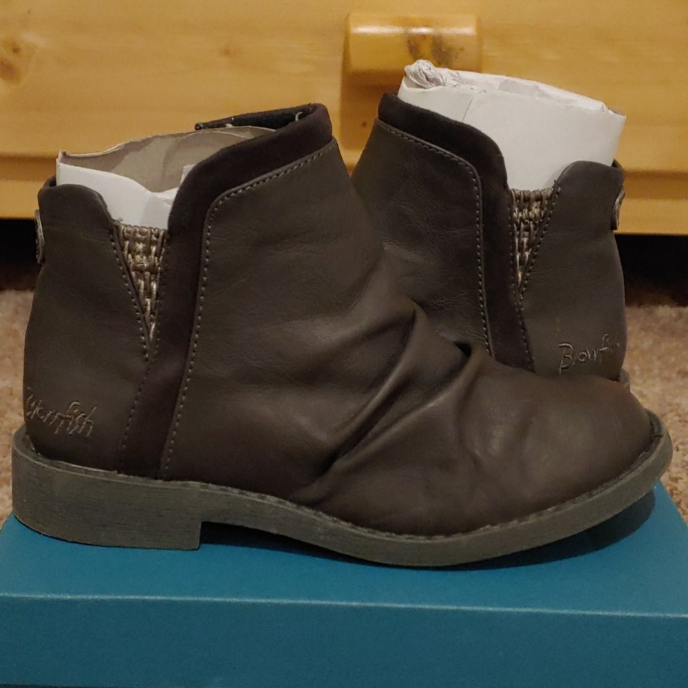 Girls size 13 Blowfish gray booties